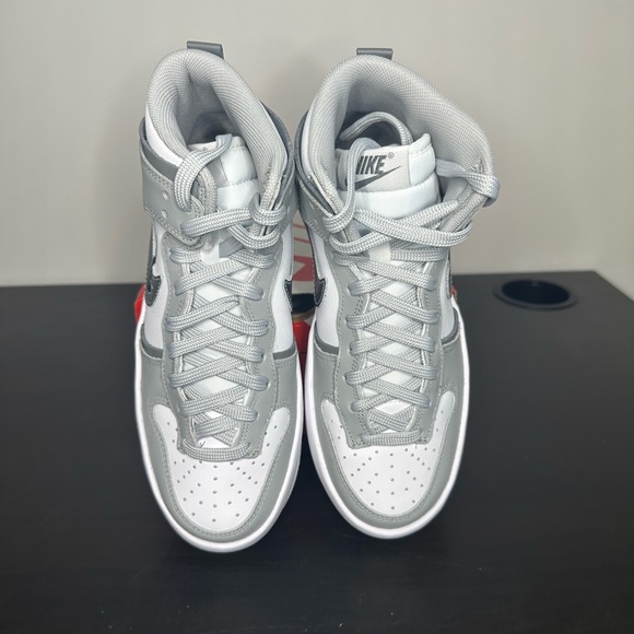 New Nike WMNS Dunk High UP Light Smoke Grey DH3718-106 Size:6 - Picture 3 of 10